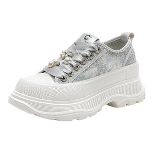 千百度超火厚底休闲鞋女秋季新款拼色小白鞋时尚百搭女鞋增高板鞋