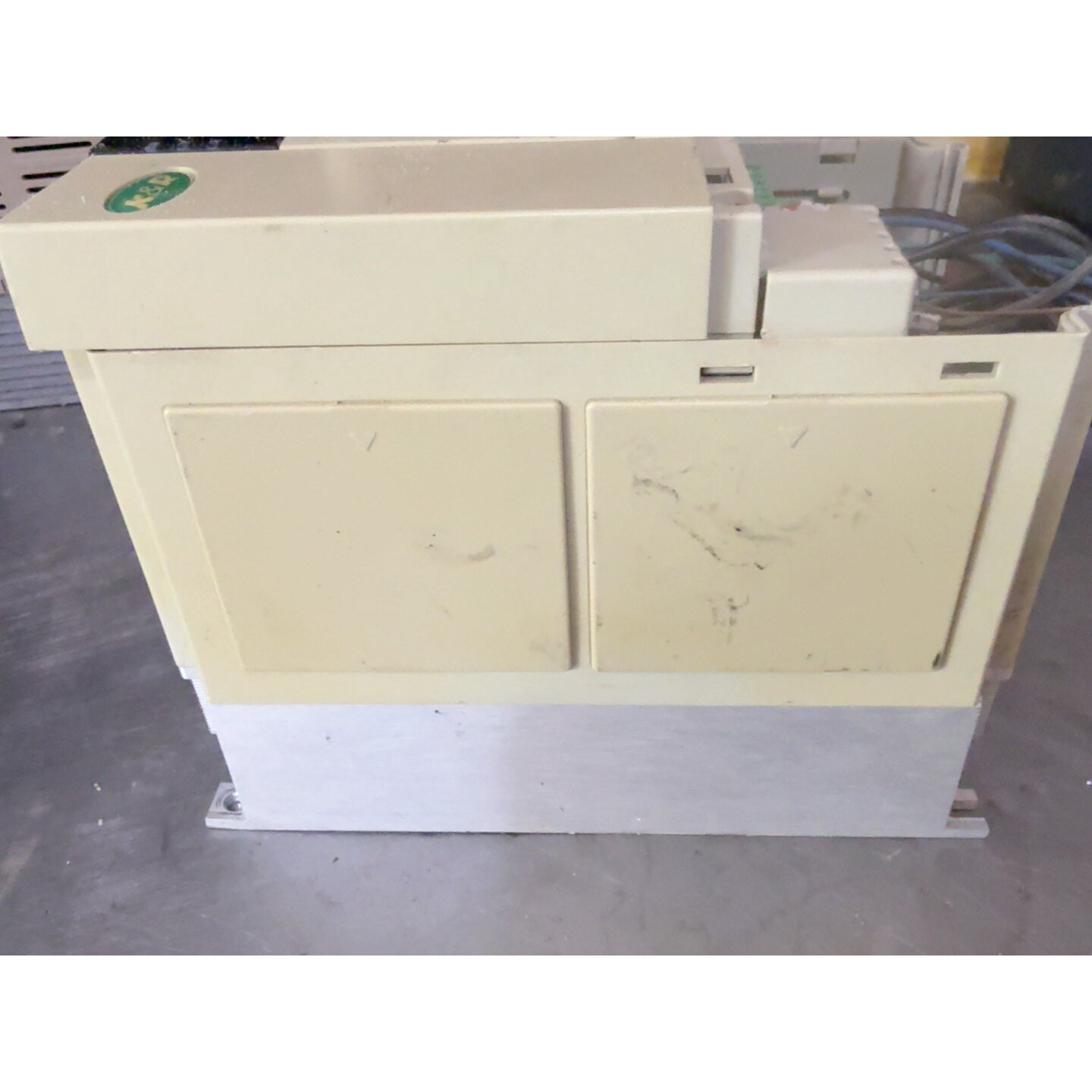 议价科润变频器 2.2KW!A320-4T2.2GB。实物
