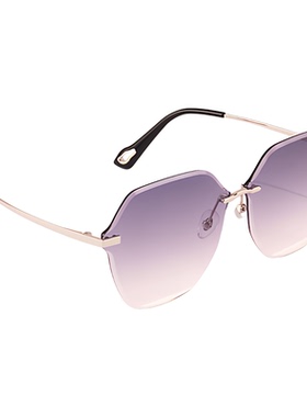 巴宝莎防紫外线时尚自带妆容感