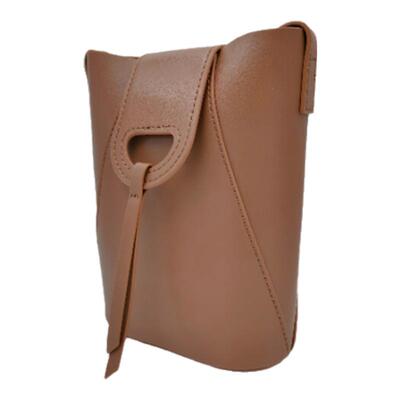 简约通勤斜挎女式水桶包