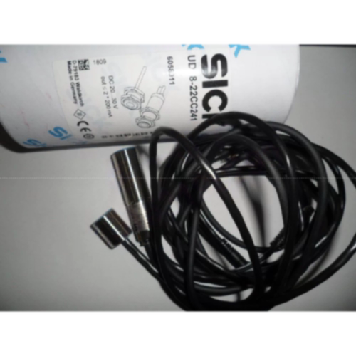 议价正品】SICK西克超声波传感器UD18-22CC241实物图
