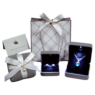 新年告白高档LED灯丝绒首饰盒求婚钻对戒指项链手镯胸针礼物包装