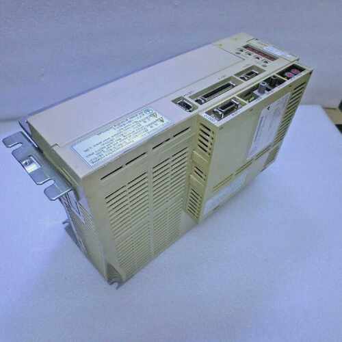 YASKAWA Servopack SGDH 20AE N2 RT49 AC Servo Conducir  JUSP-