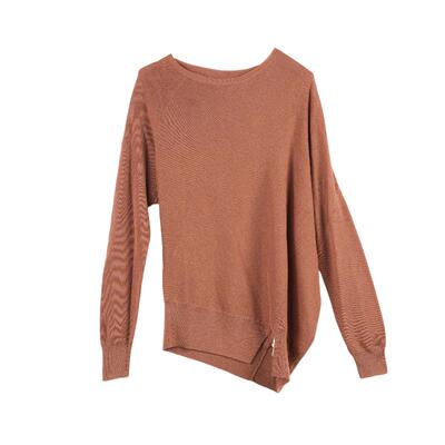 ZOLLE羊毛一体式剪裁亲肤毛衫