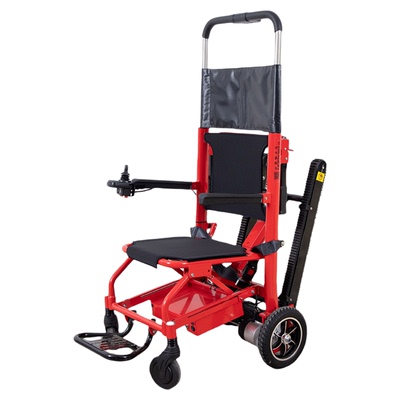 隆世洲电动老人爬楼轮椅上下楼梯