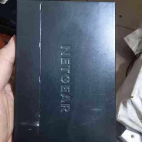 议价NETGEAR网件GS308 8口千兆交换机