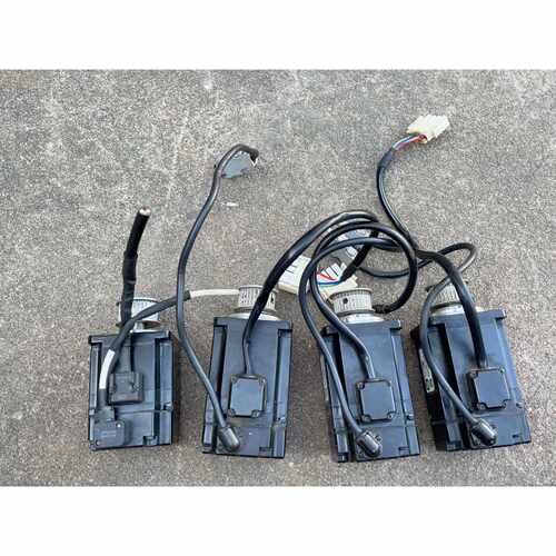 安川SGMJV-04ADD6S，3个，SGMAV-02A—议价