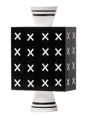 简约现代创意黑白条纹家居饰品摆件软装茶几餐桌面干花瓶花器配搭