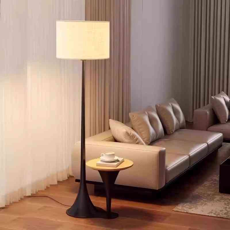 艺术感落地灯客厅沙发旁边2025新款高级感时尚大气卧室氛围边几灯