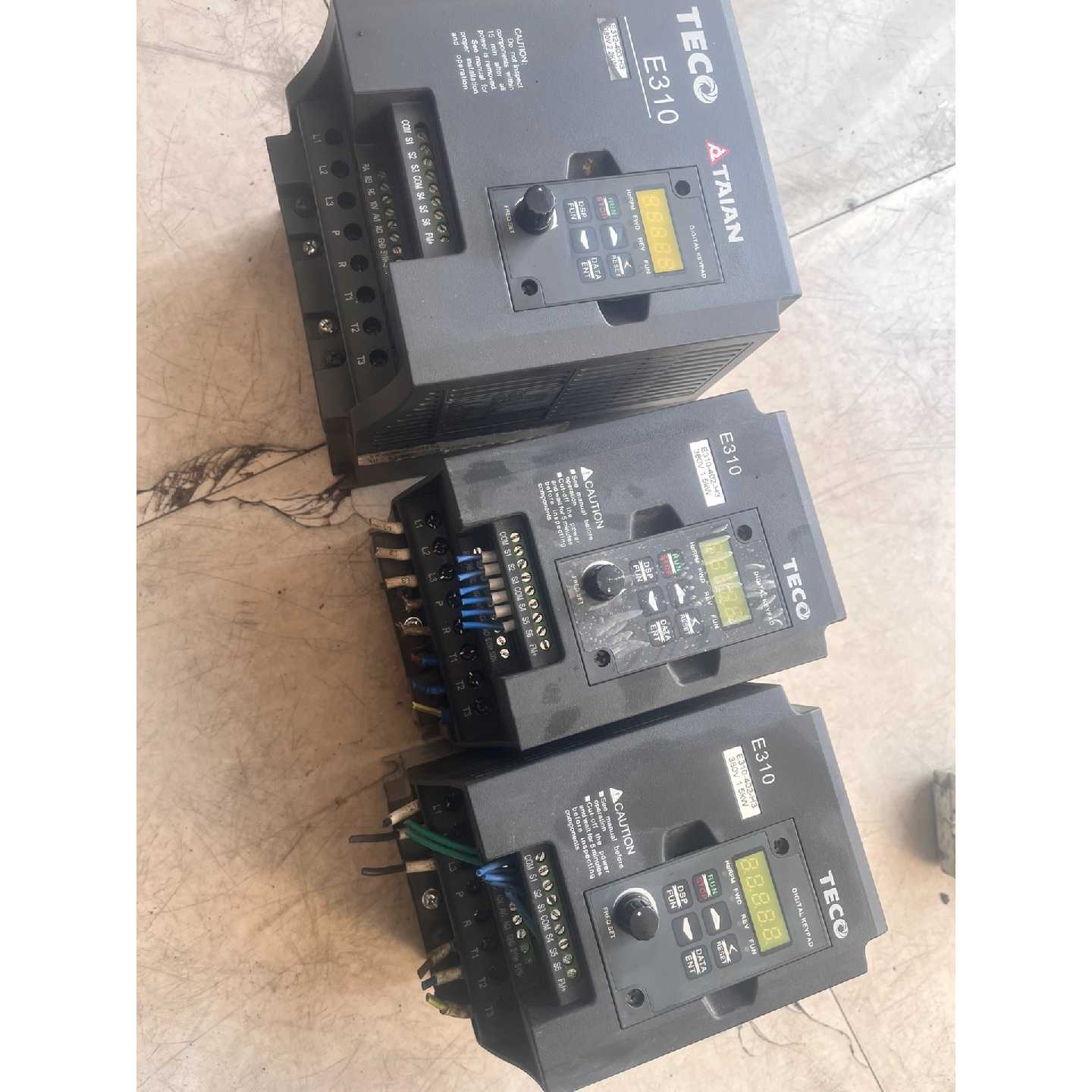议价东元变频器E310系列2.2KW功能包好实物图不包邮可维修