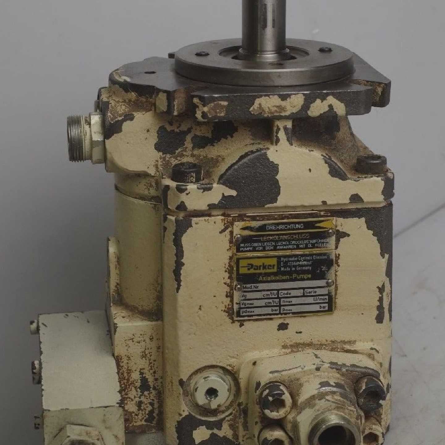 Parker PV016R1K1S1NCLA Hydraulikpumpe Axialkolben-Pumpe Gebr图片