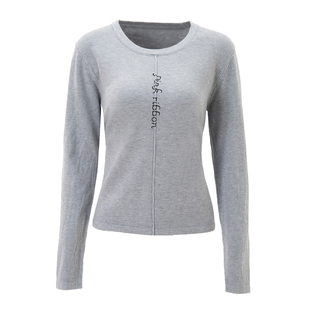 海青蓝时尚圆领长袖正肩字母针织衫上衣女2025秋季新款显瘦打底衫