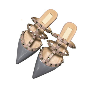 2026夏季新款网红铆钉尖头平底凉鞋女真皮包头外穿欧美一字带凉拖