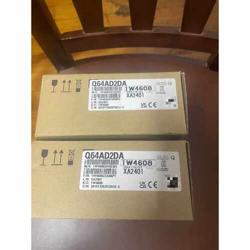 可维修议价  全新模块Q64AD2DA两台实物如下图所示全新原装正品未