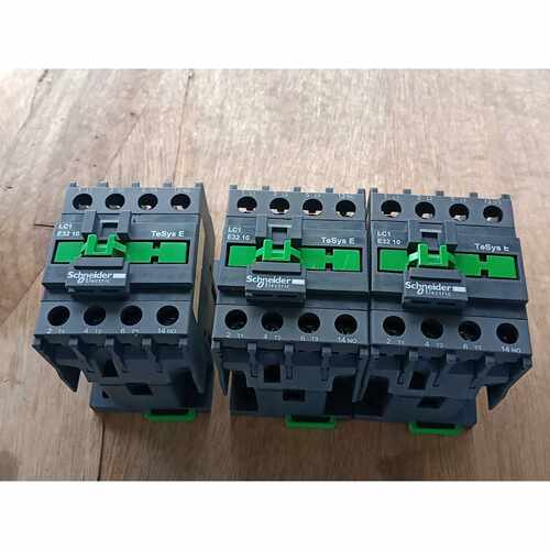 【议价-可维修】  LC1E3210 接触器 /均有货
