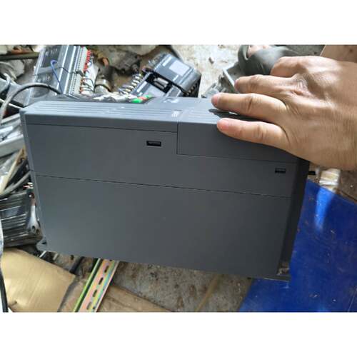 非标价四方变频器E5804T0090G4T0110P三相3议价