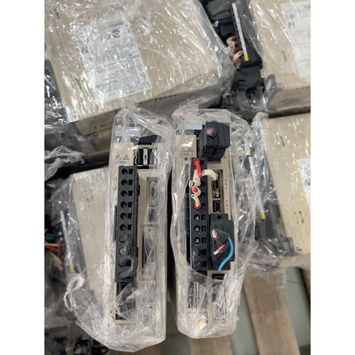 询价下单安川伺服驱动器SGDV-2R8A11B，功率400W。拆