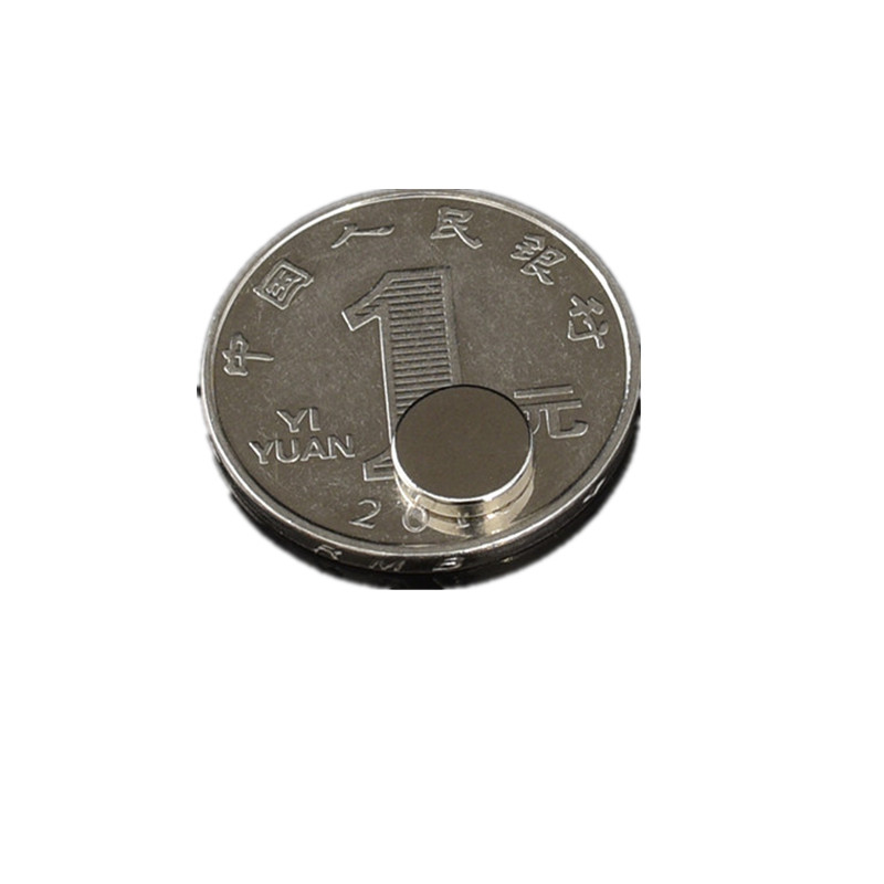 100片包邮 圆形强磁铁8×2（mm）钕铁硼磁扣 吸铁石 磁钢磁石8*2
