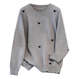 300斤特大码正肩爱心针织打底衫女冬季200胖mm加肥宽松显瘦厚毛衣