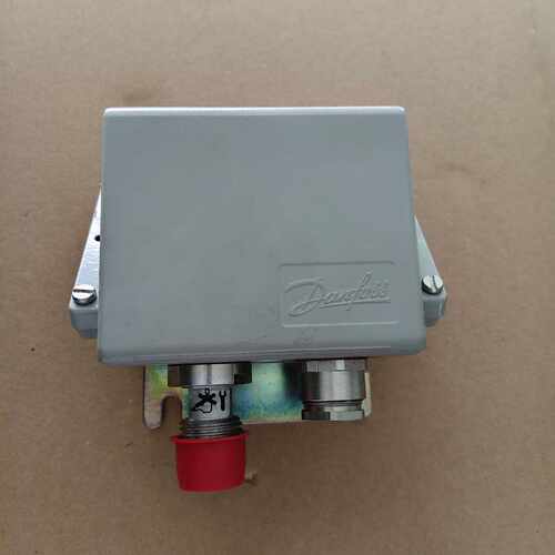 溢价-Danfoss EMP2 084G2136压力变送器，库存新