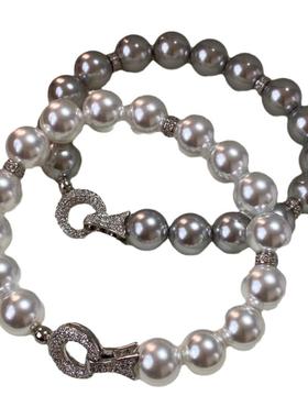 西大班人造澳白珍珠手链女龙形扣