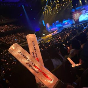 口罩正品 开往1982 场控 新疆 正品 张杰北京荧光棒 场控发光 包邮