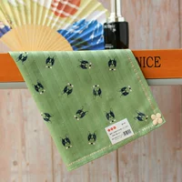 Маленькая зеленая собака