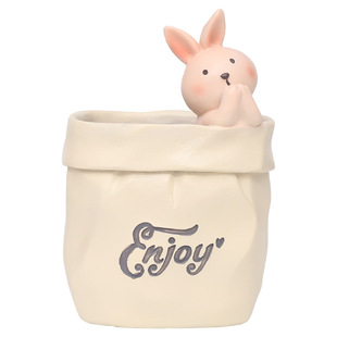 可爱小熊笔筒学生创意文具盒桌面ins风收纳桶办公室好物工位摆件