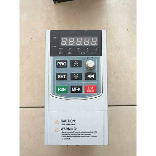 议价拆机一台欧坤变频器型号AD301R5G1维修