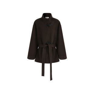 范洛Fano 牛角扣毛呢外套女2025冬季设计通勤小个子短款呢大衣