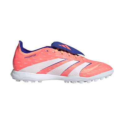 阿迪达斯男女足球鞋adidas