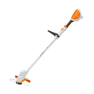 斯蒂尔割草机花园清理杂草