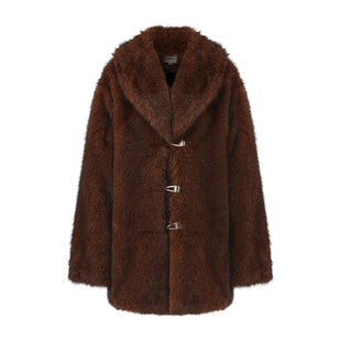 24ANS LTD 一直备受海外明星时尚博主青睐 | 两色 环保皮草