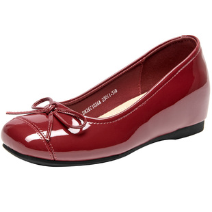 大东漆皮内增高单鞋女2026新款春季软底不累脚配裙子女鞋坡跟鞋子