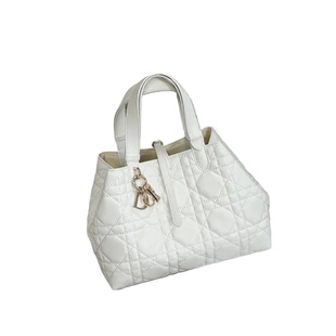 戴妃包女2026秋冬高端真皮横版土著包菱格托特包大容量水桶手拎包