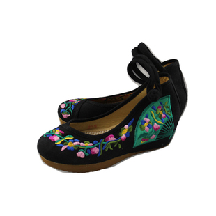 百搭老北京高跟布鞋民族风绣花鞋牛筋底汉服圆头浅口扣带舞蹈单鞋