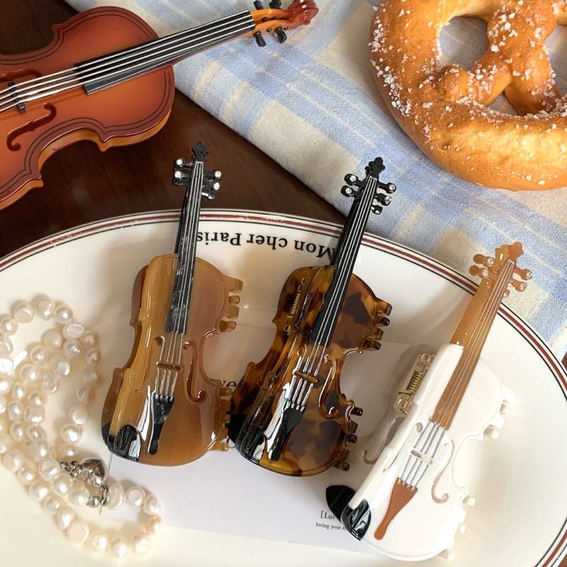 小众设计乐器发夹趣味2025感新款夹子高级夹抓醋酸鲨鱼拼接小提琴