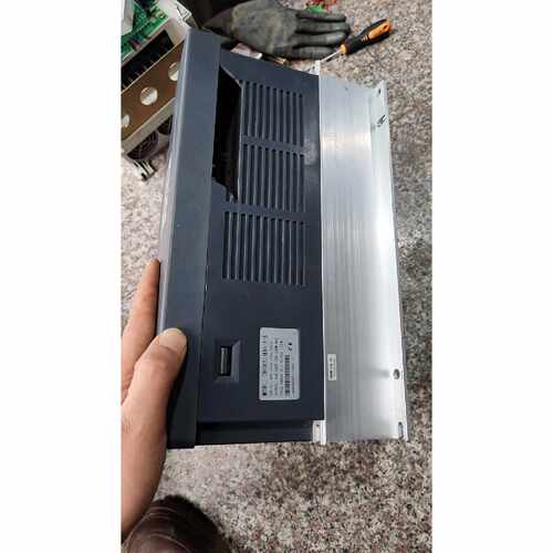 议价COEL变频器C8600A15KN4YS维修