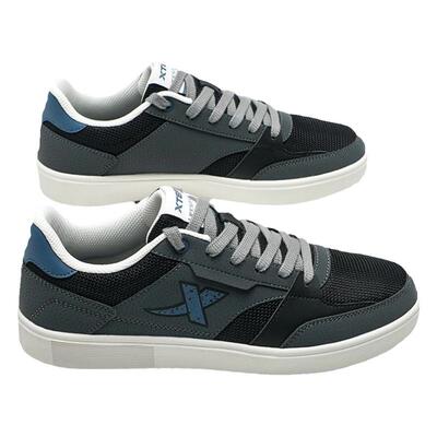 特步网面时尚休闲学生板鞋男