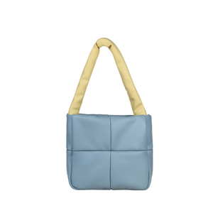 迪丽热巴同款羽绒包女小众设计师方格软皮菱格充棉手提腋下方块包