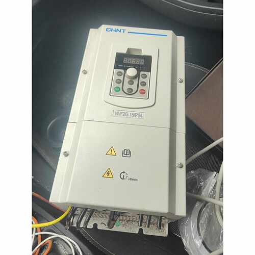 〔议价-可维修〕正泰变频器 NVF2G-15/PS4