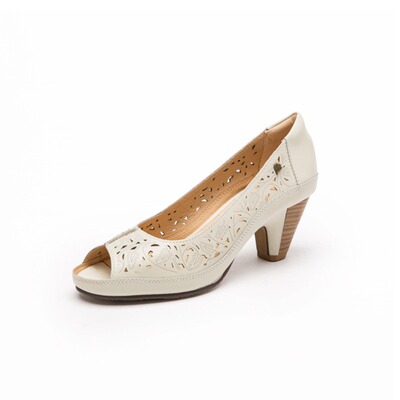 镂空软皮舒适风鱼嘴凉鞋