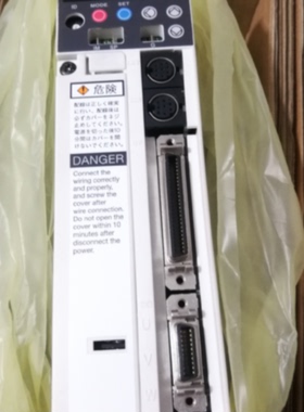 议价松下伺服驱动器MSDA041A1A电机MSMA041A1E /A1A套装保修一年
