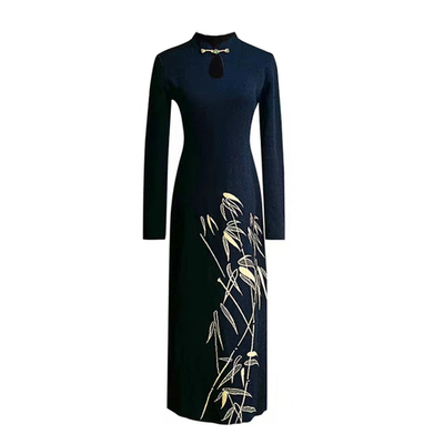 大码女装高端国风黑色刺绣连衣裙