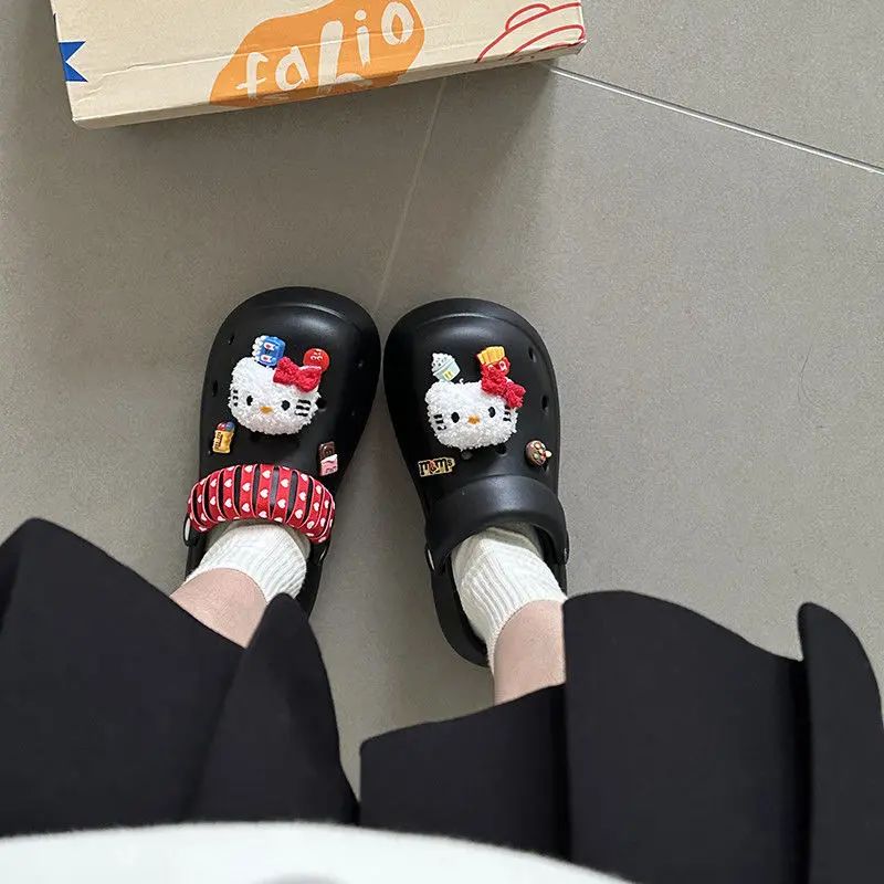 hellokitty洞洞鞋女款2025新款外穿软底防滑踩屎感防臭eva包头鞋
