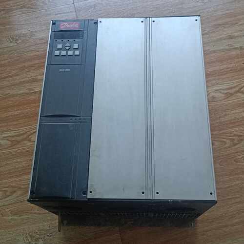 询价下单丹佛斯变频器MCD3000，型号MCD3132-T5-C21