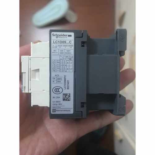 〔议价-可维修〕施耐德交流接触器LC1D09M7C 220/230V 25A