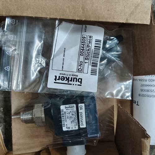 【询价】burkert 8400温度传感器，膜没有撕开过。仪价适用
