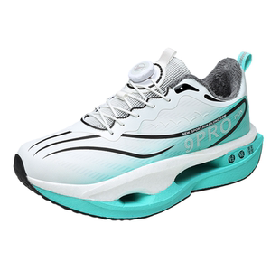 赤兔9Pro儿童跑步鞋秋冬款碳板超轻男童运动跑鞋加绒加厚二棉鞋子