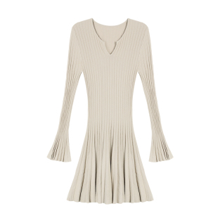 MULVAN 针织连衣裙女秋季新款V领长袖设计感收腰显瘦气质短裙
